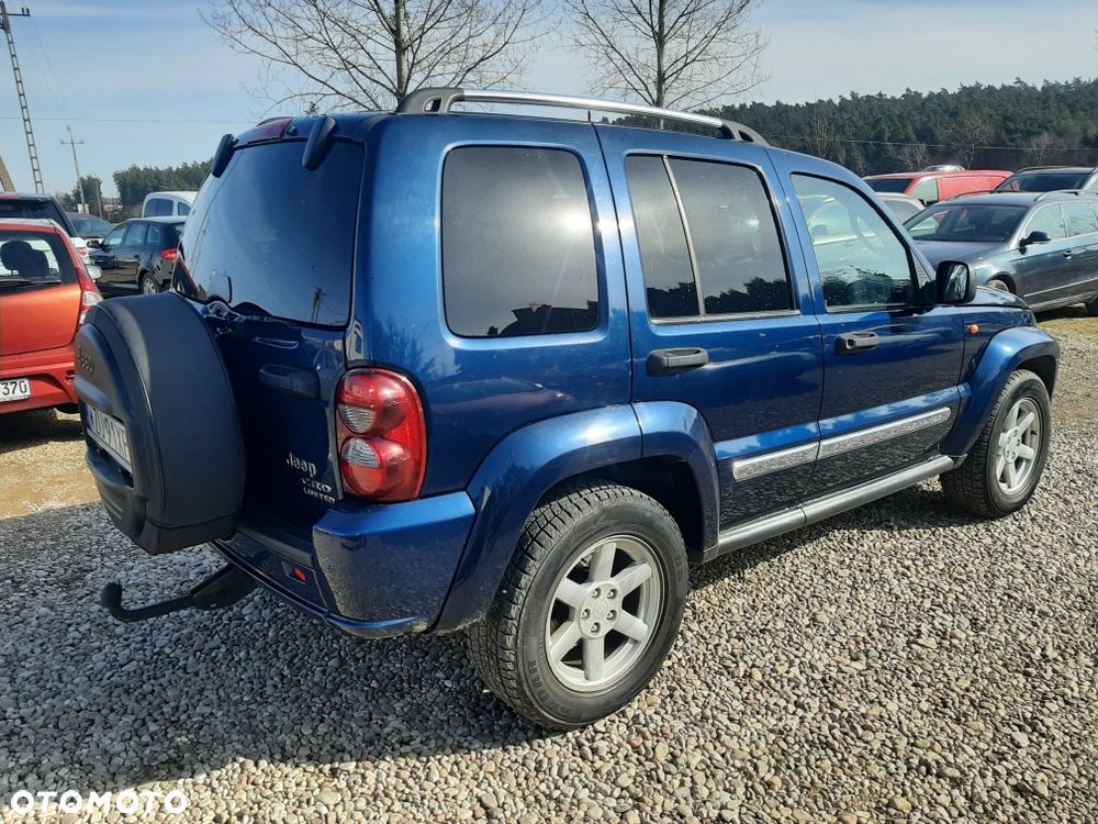 Jeep Cherokee - 3