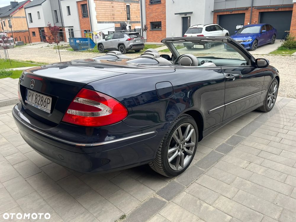 Mercedes-Benz CLK - 7
