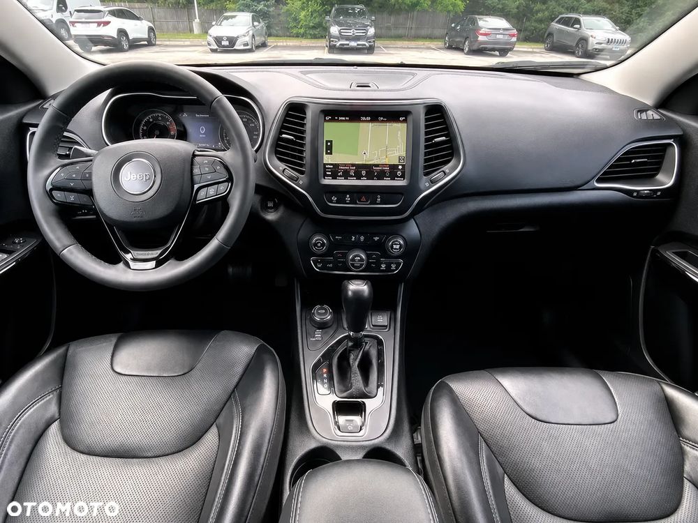 Jeep Cherokee - 11