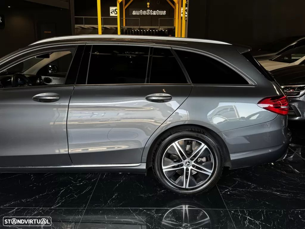 Mercedes-Benz C 200 - 11