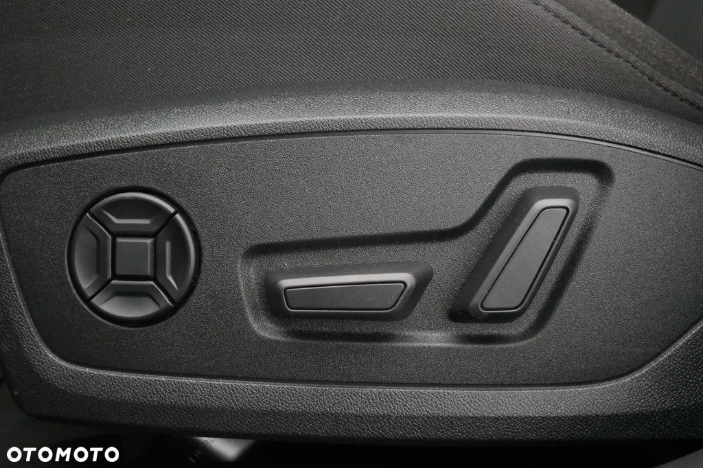 Audi A6 - 30