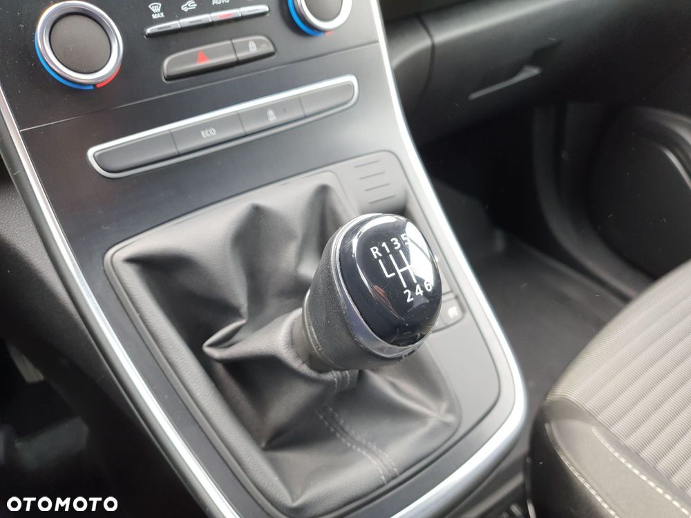 Renault Grand Scenic Gr 1.3 TCe FAP Zen - 14