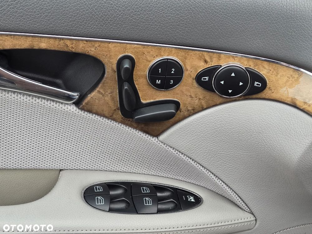 Mercedes-Benz Klasa E 320 CDI 4Matic Automatik Avantgarde DPF BusinessEDITION - 29