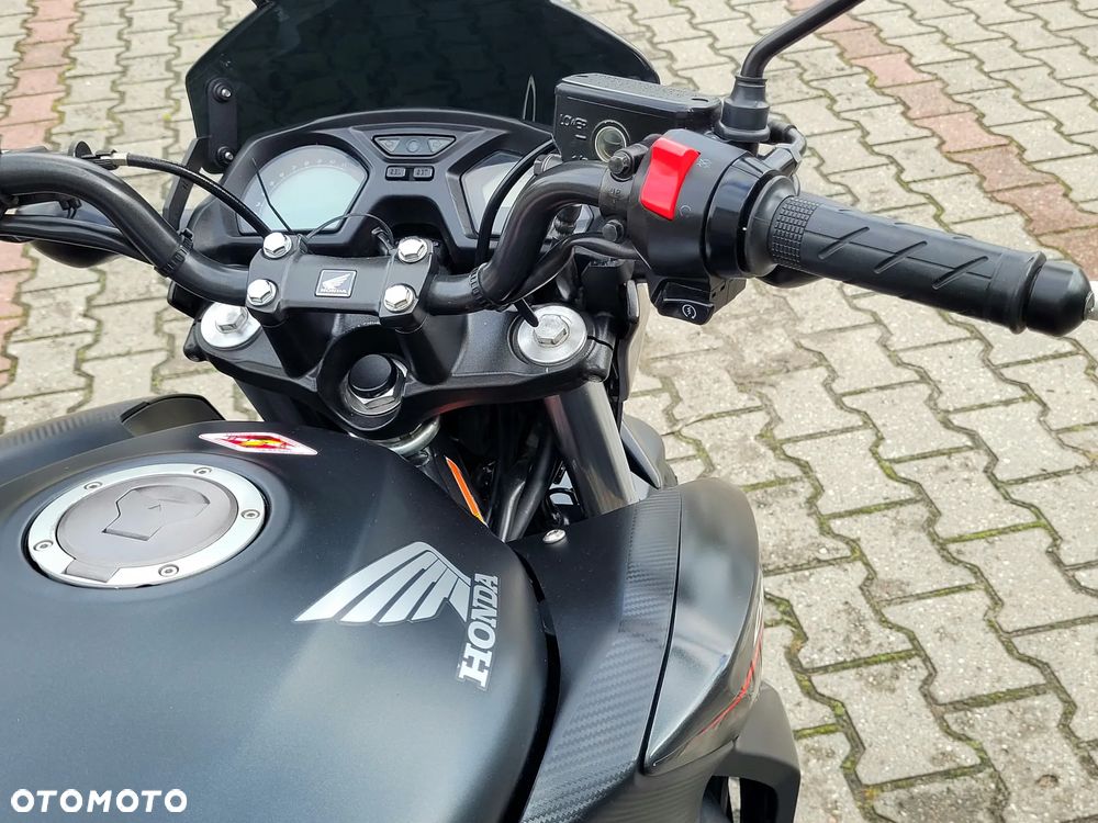 Honda CB - 19