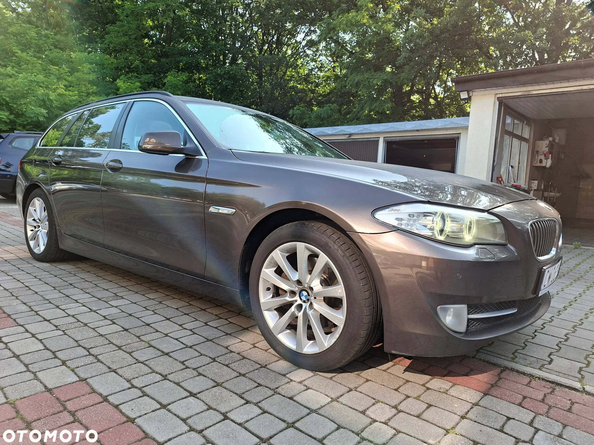 BMW Seria 5 520d Touring - 5
