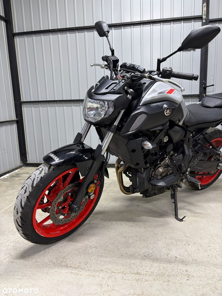 Yamaha MT - 1