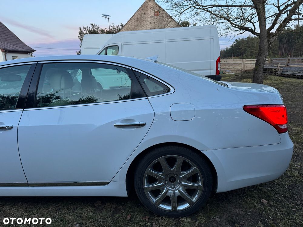 Hyundai Equus - 6