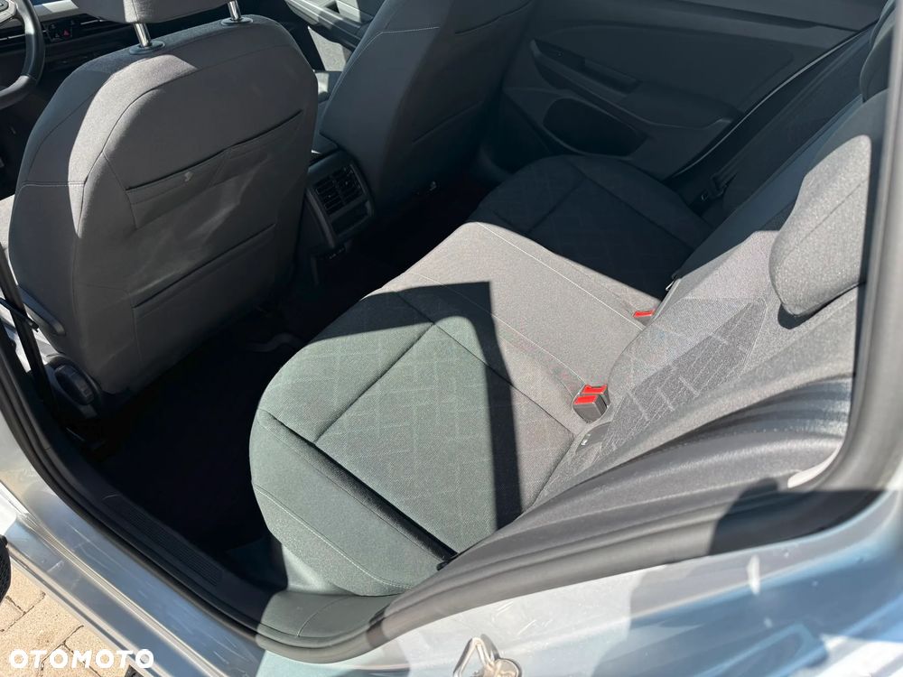 Volkswagen Golf - 15