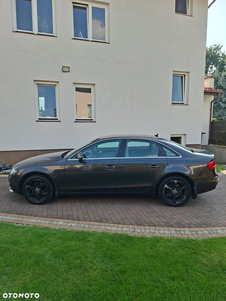 Audi A4 Limousine - 7