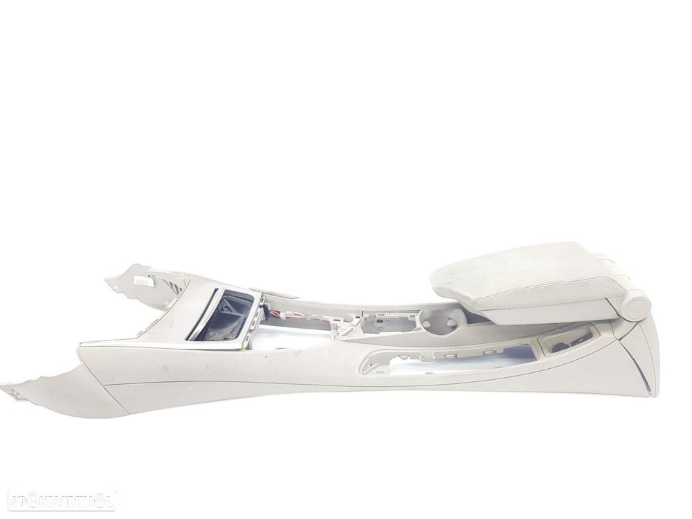 APOIO DE BRAÇOS BMW SERIE 1 CABRIO E88 - 1