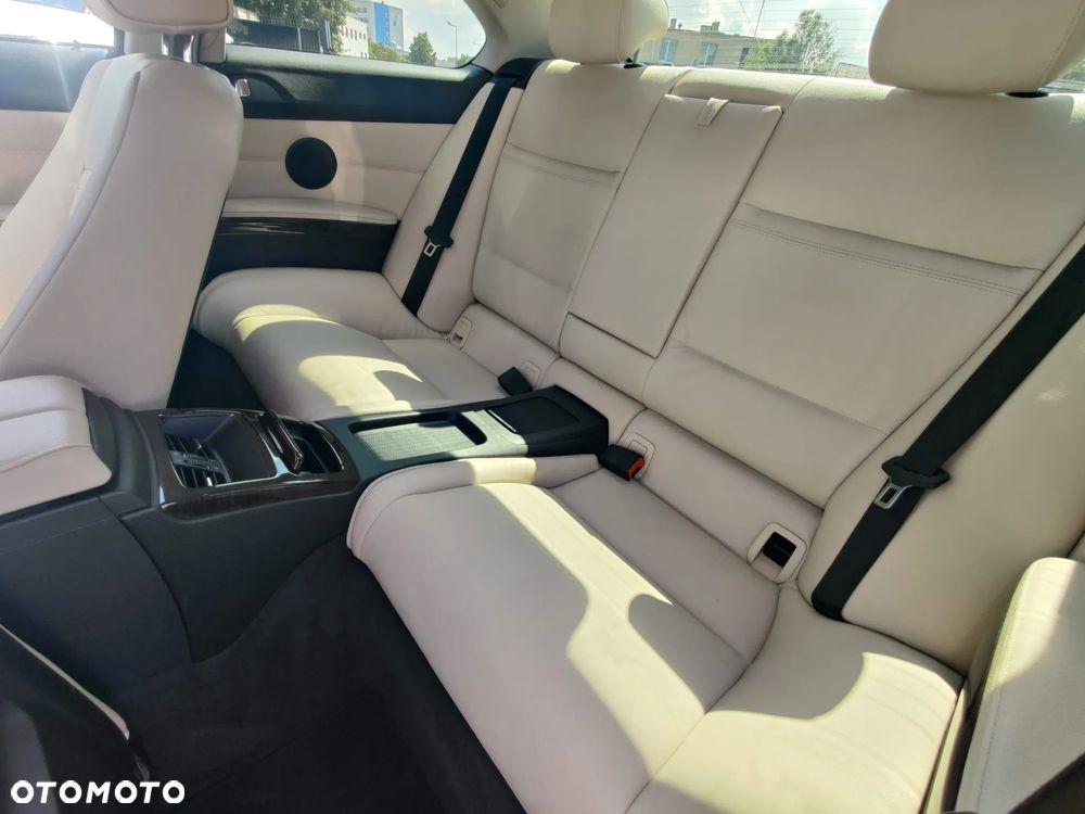 BMW Seria 3 318i Edition Exclusive - 25