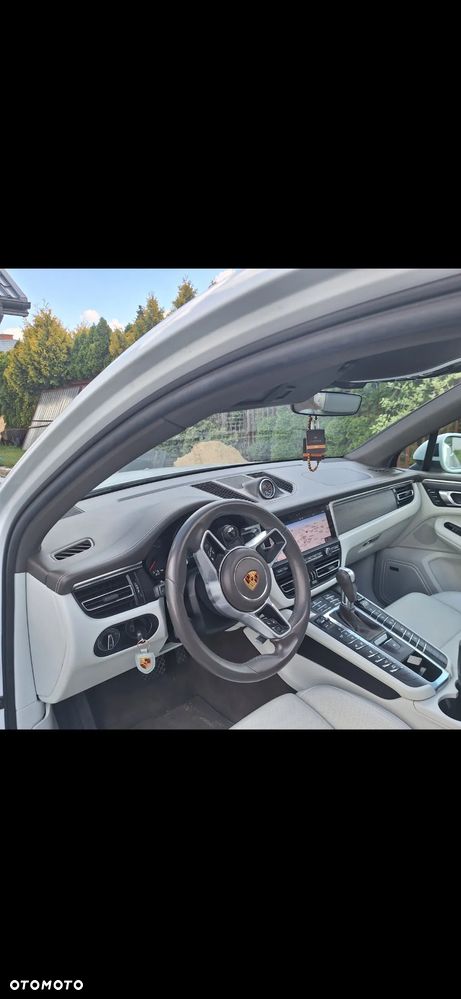 Porsche Macan GTS - 28