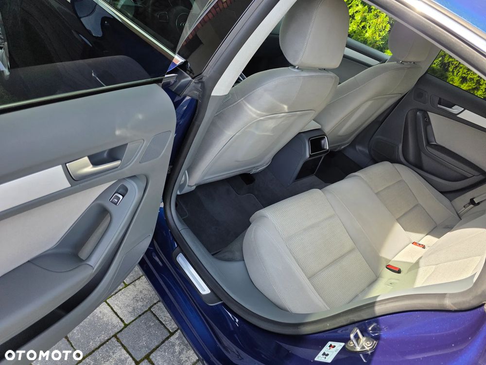 Audi A5 Limousine - 12
