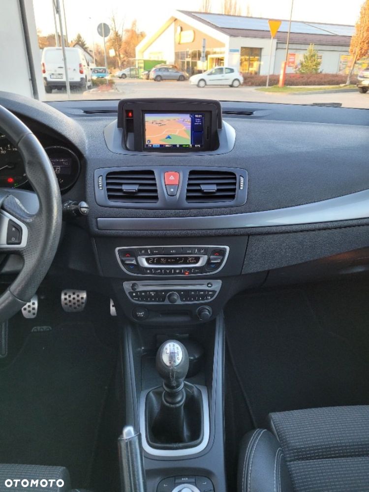 Renault Megane TCe 180 GT - 21