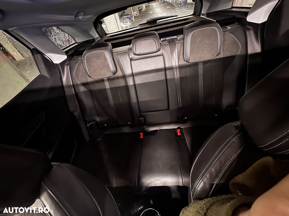 Peugeot 3008 2.0 BlueHDI S&S EAT8 GT - 8