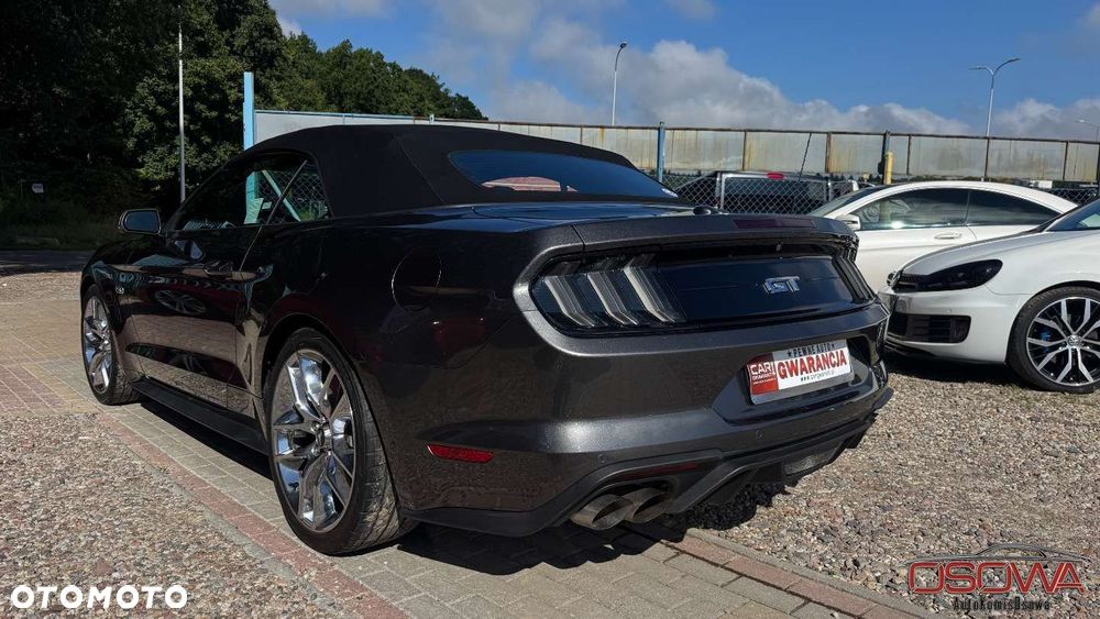 Ford Mustang - 12