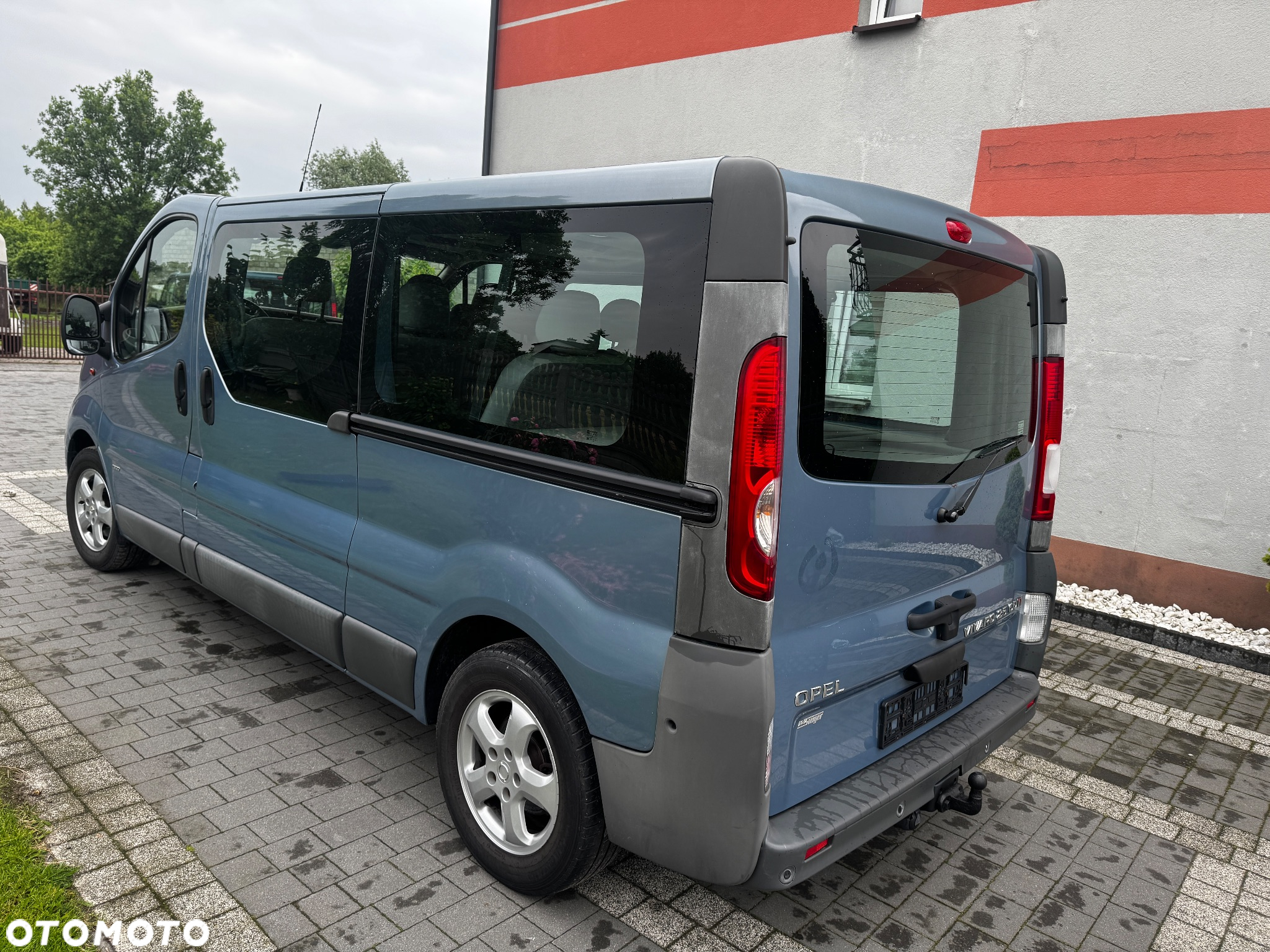 Opel Vivaro L2H1 2.9t - 4