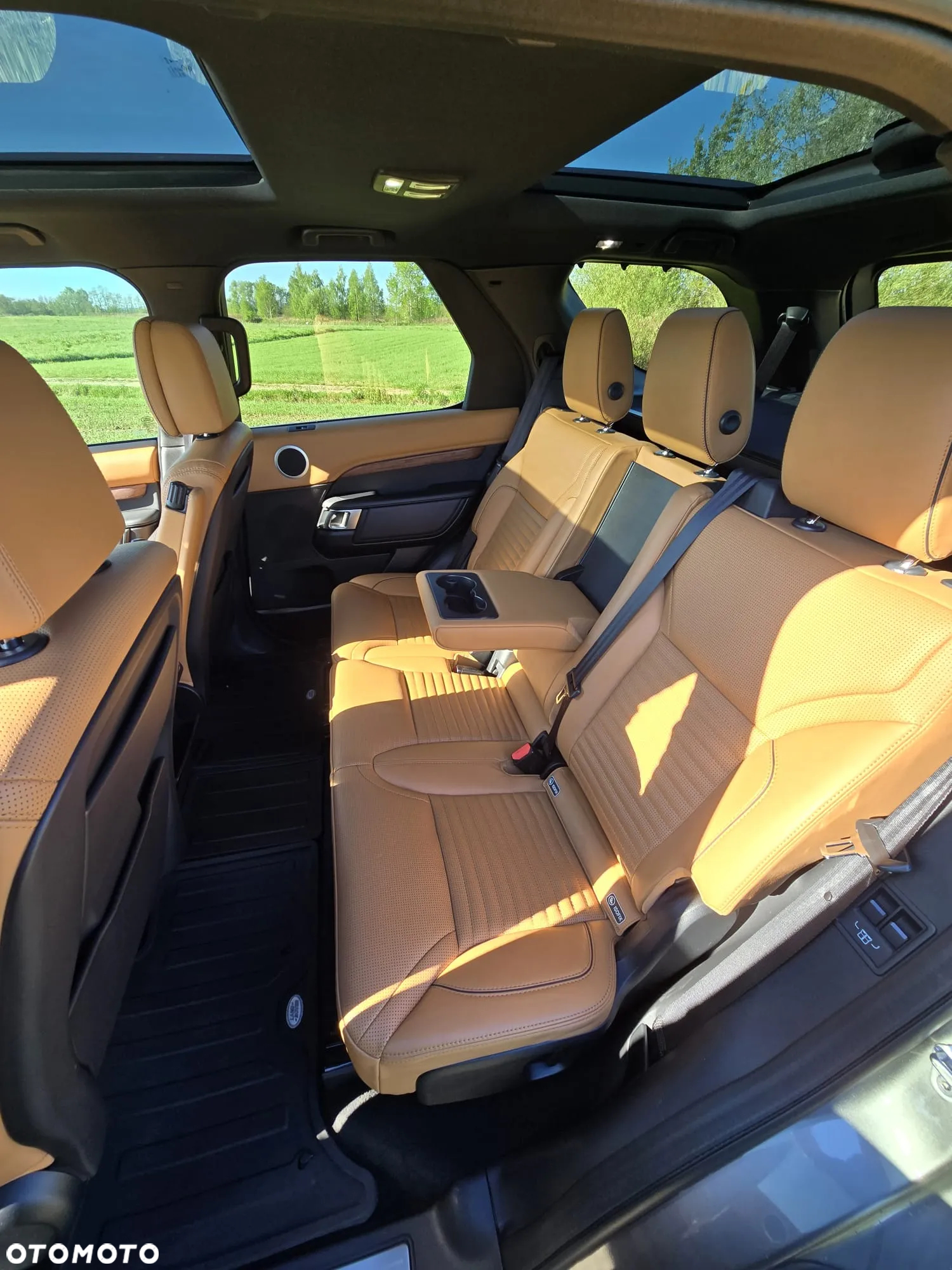 Land Rover Discovery 3.0 TD6 HSE - 18