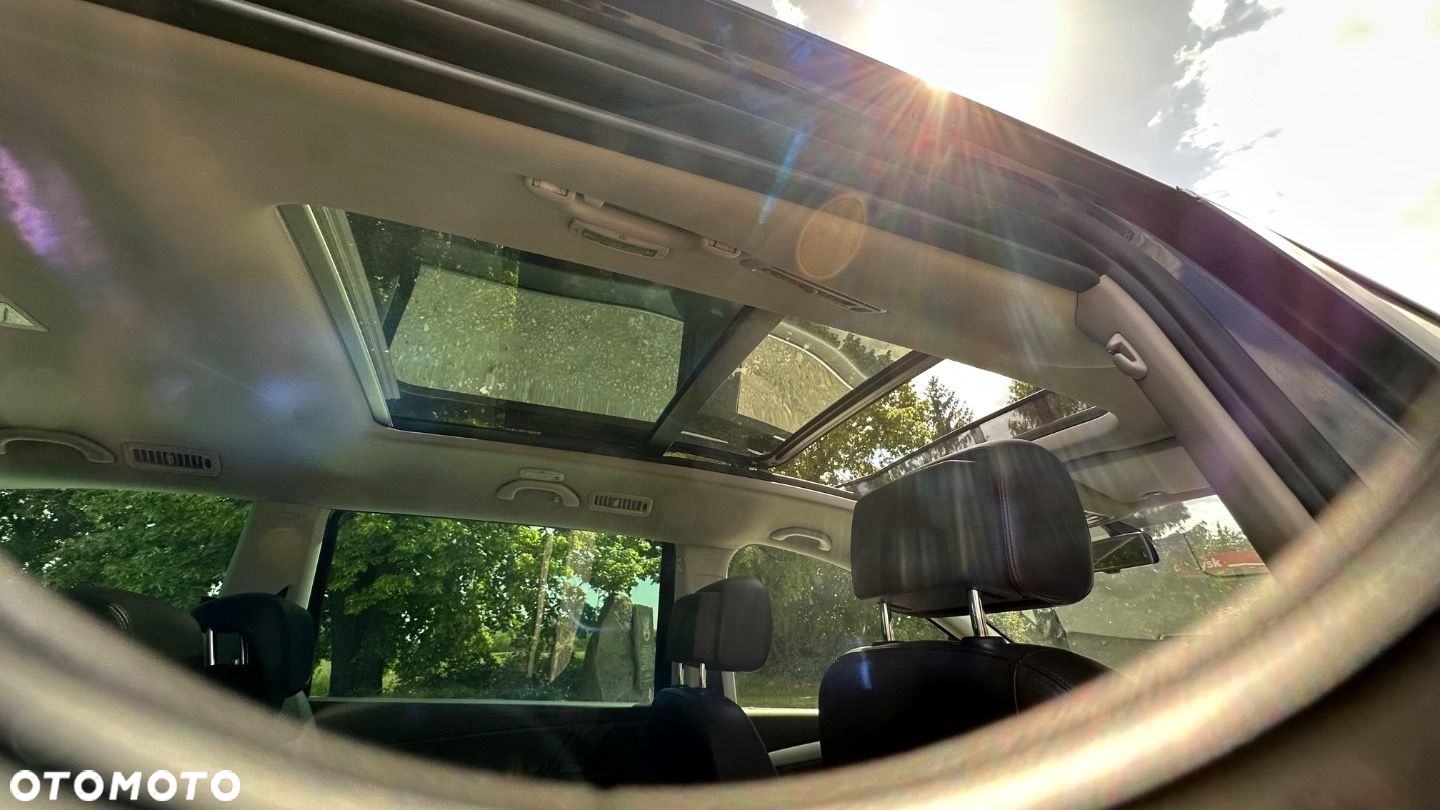 Volkswagen Sharan - 24