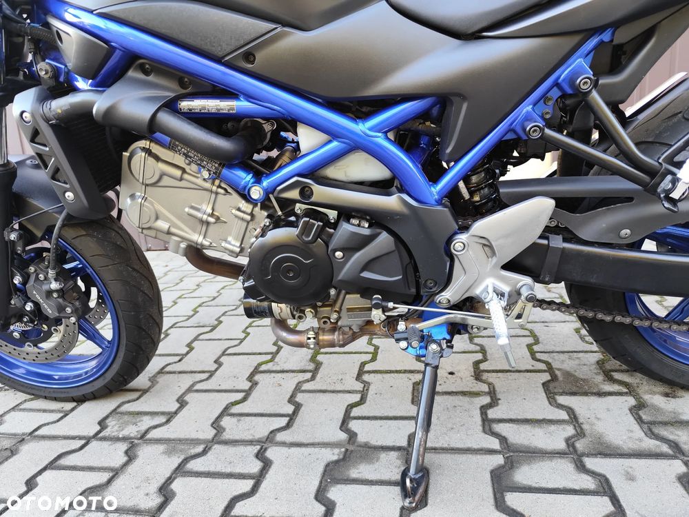 Suzuki SV - 10