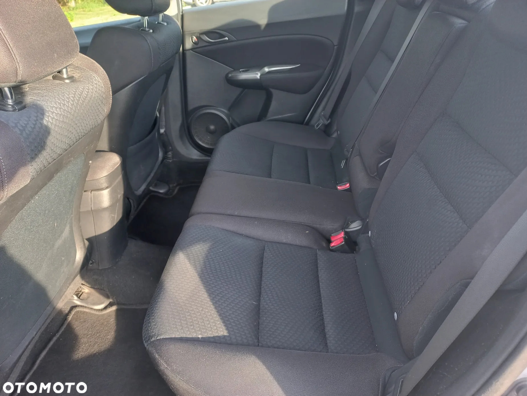 Honda Civic 1.4 i-VTEC Comfort - 9