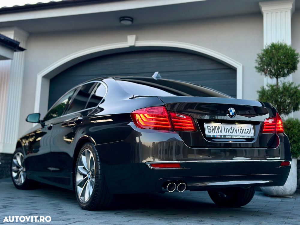 BMW Seria 5 520d Aut. Luxury Line - 32