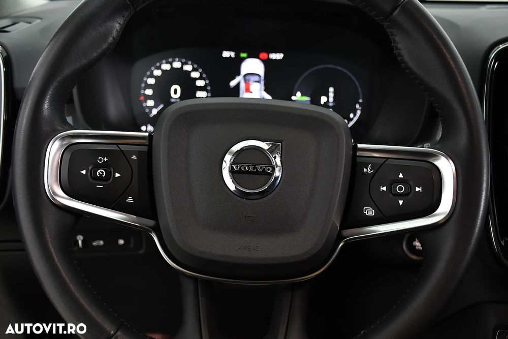 Volvo XC 40 - 20