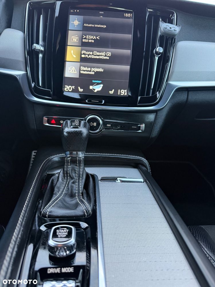Volvo V90 D3 R-Design - 22