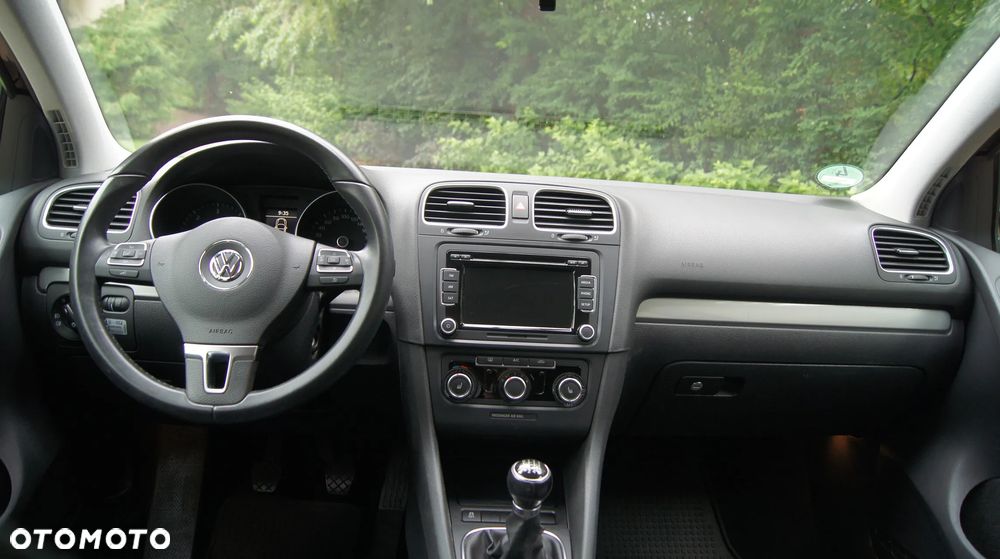 Volkswagen Golf 2.0 TDI Comfortline - 12