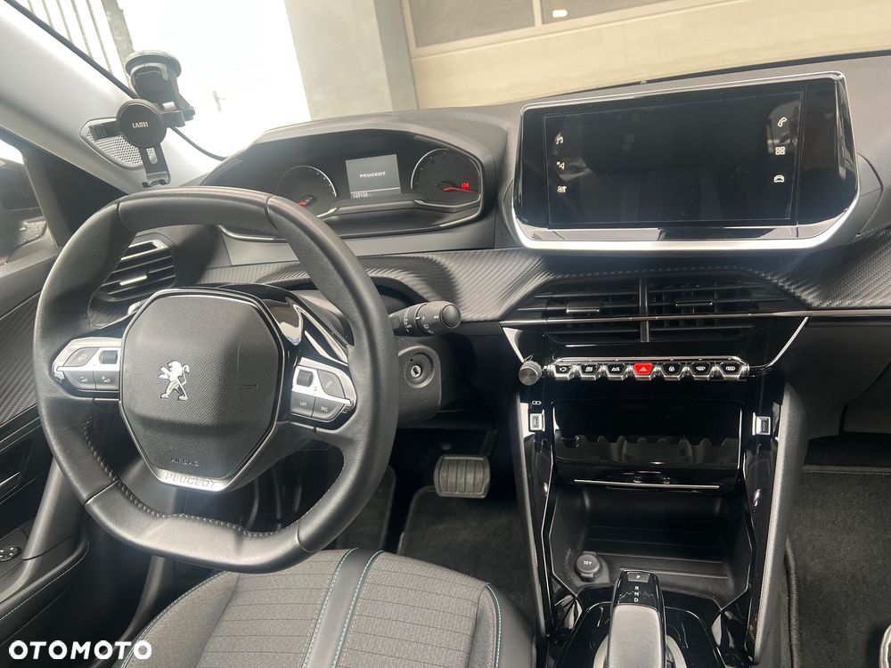 Peugeot 2008 1.5 BlueHDi Allure S&S EAT8 - 10