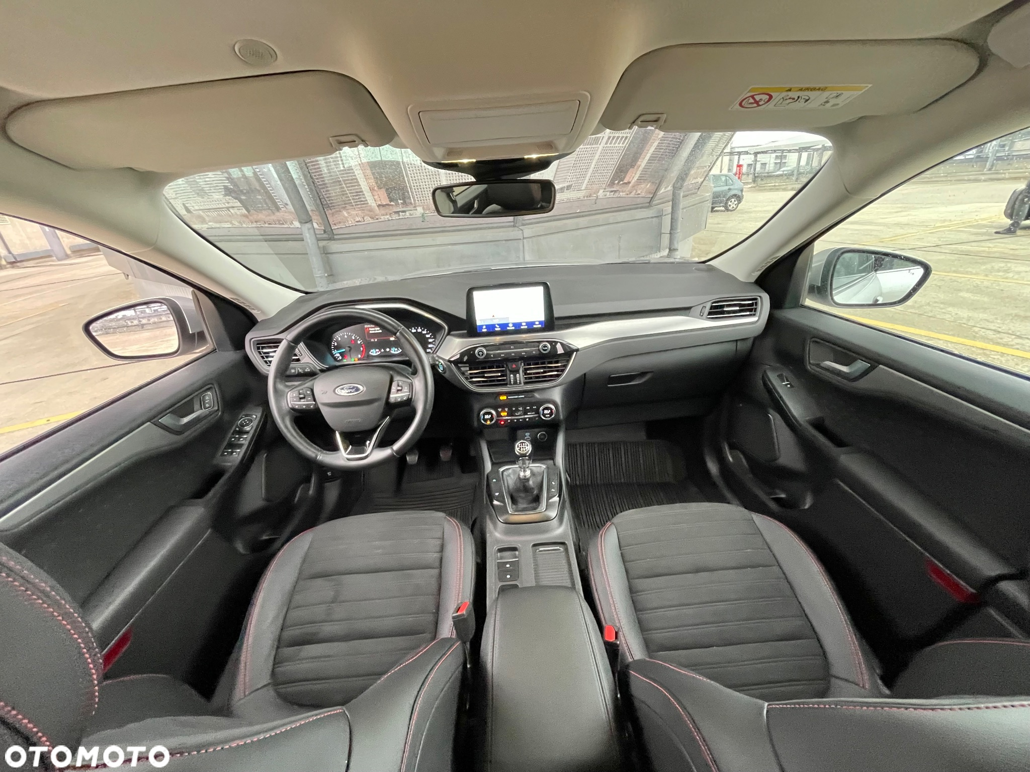 Ford Kuga 1.5 EcoBoost FWD Titanium X - 31