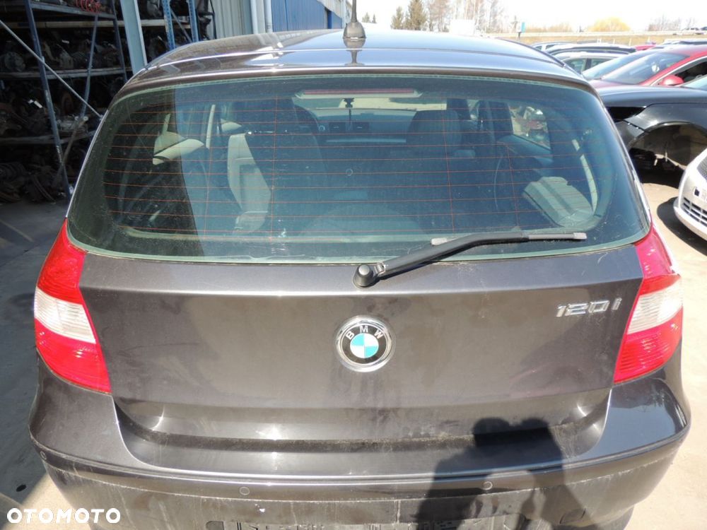 Klapa bagażnika BMW 1 E87 120i '05 - 1