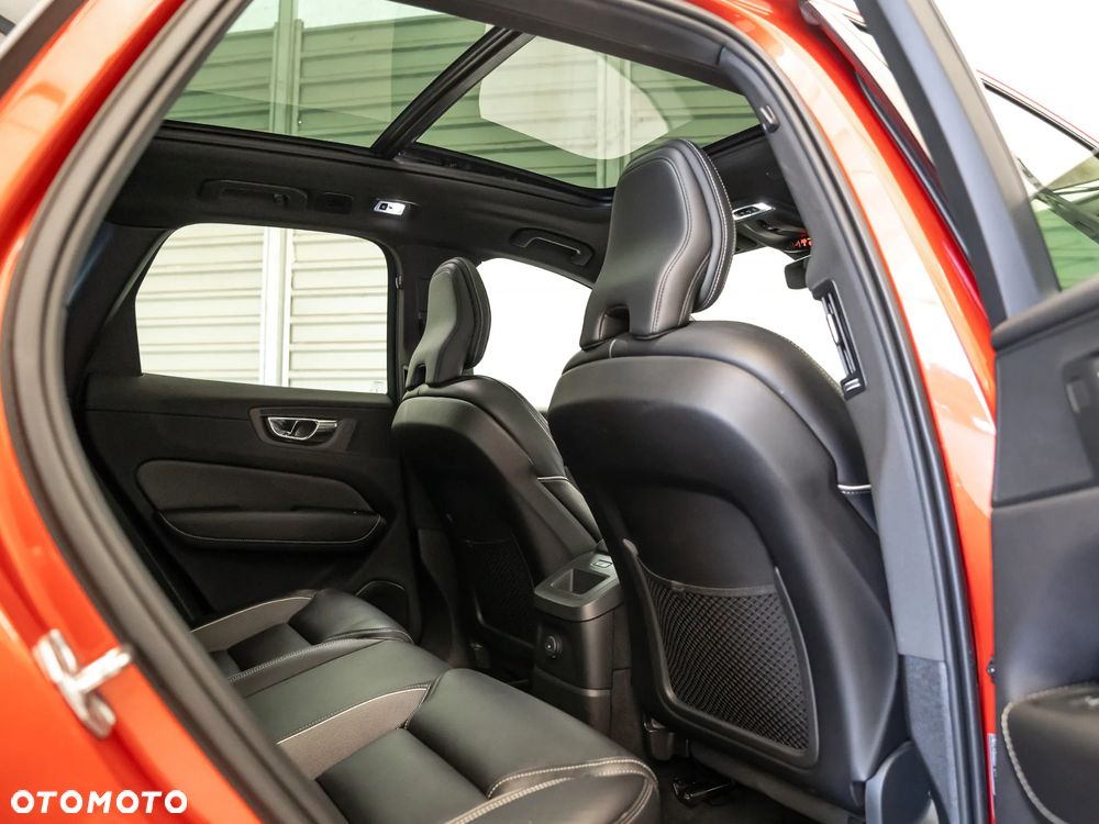 Volvo XC 60 - 35