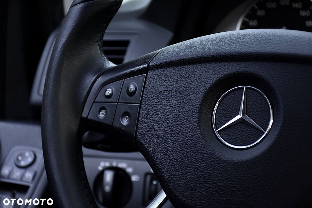 Mercedes-Benz Klasa B 180 BlueEFFICIENCY SPORT EDITION - 23