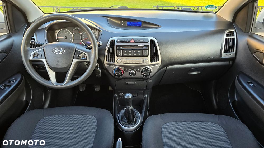 Hyundai i20 - 13