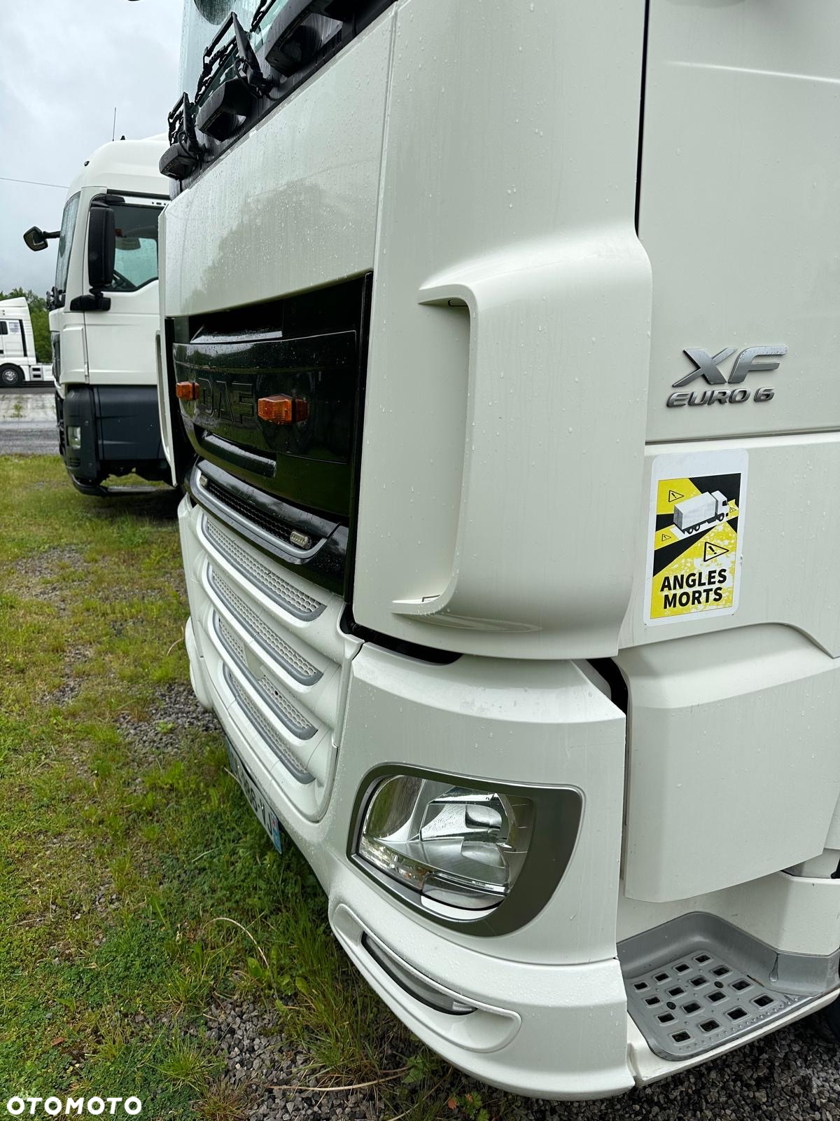 DAF XF 106.460 RETARDER BL. MOSTU HYDRAULIKA EURO 6 PEŁNY SPOJLER - 12