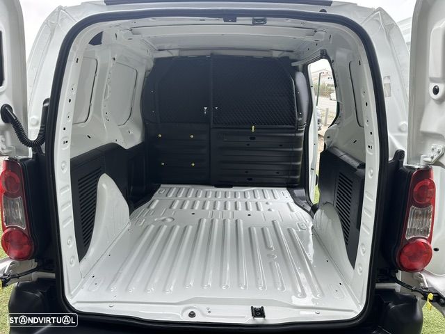 Citroën BERLINGO 3 LUGARES 100 CV - 7