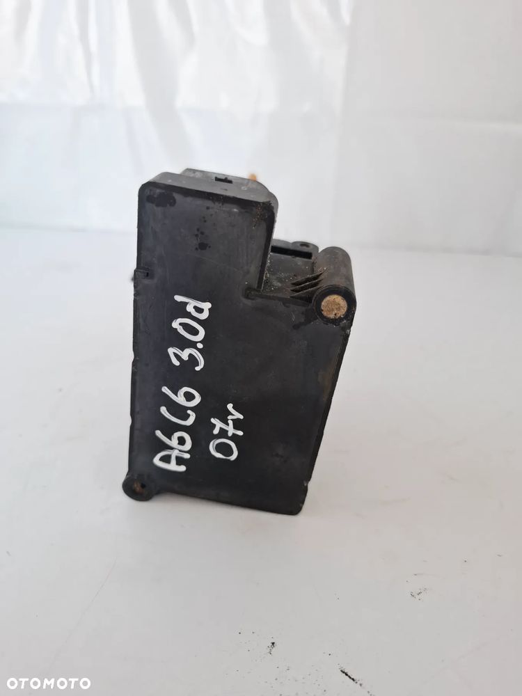 Rozdzielacz Blok Zawór Zawieszenia Pneumatyki Audi A6 C6 4F0616013 - 3