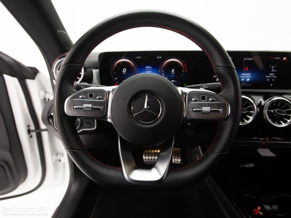 Mercedes-Benz CLA 250 e Shooting Brake AMG Line - 19