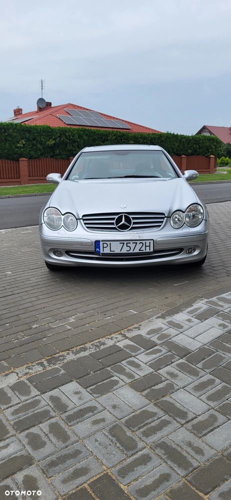 Mercedes-Benz CLK - 8