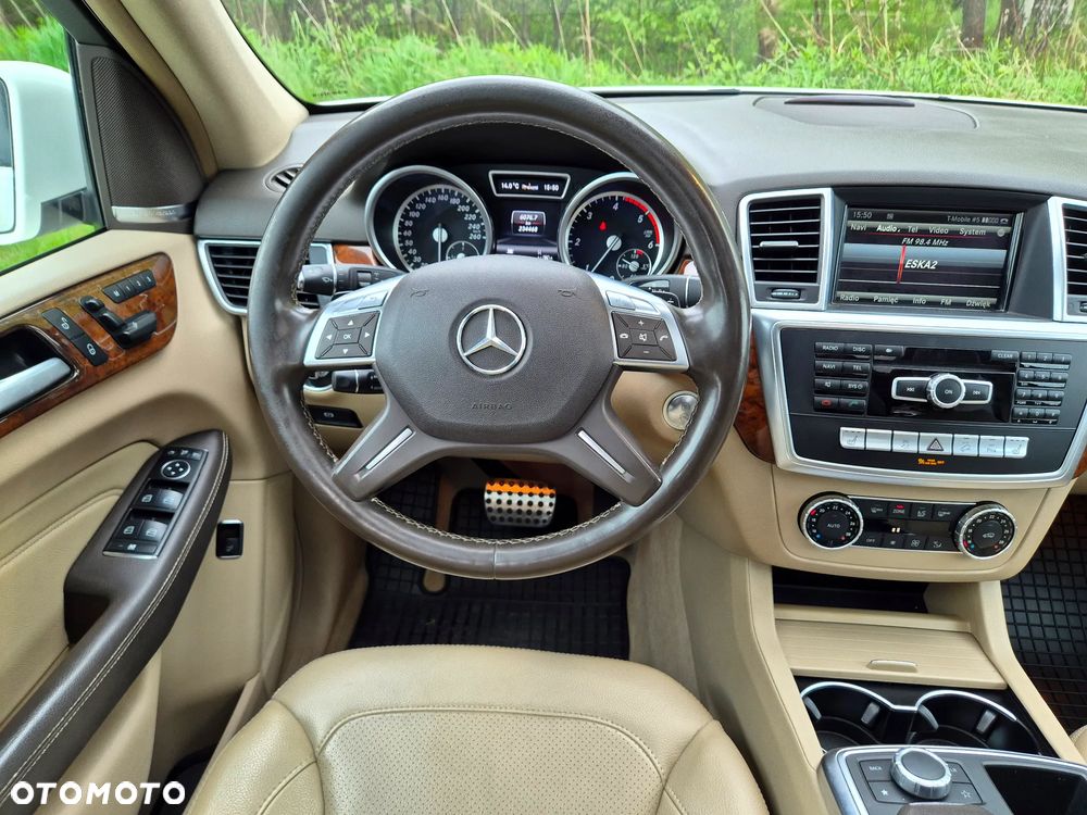 Mercedes-Benz ML 350 BlueTEC 4MATIC 7G-TRONIC - 14