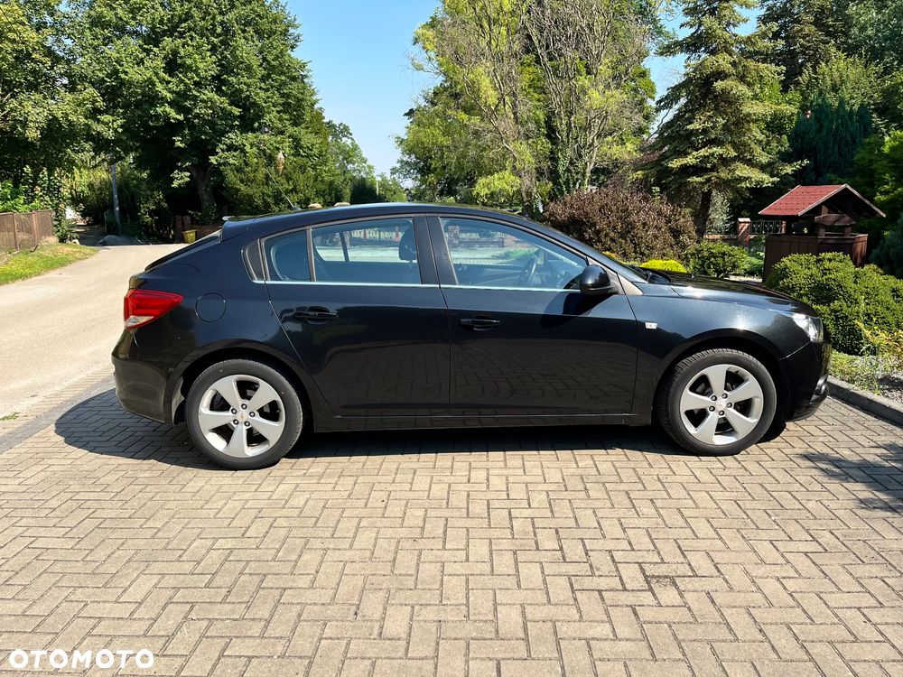 Chevrolet Cruze 1.8 LTZ - 9