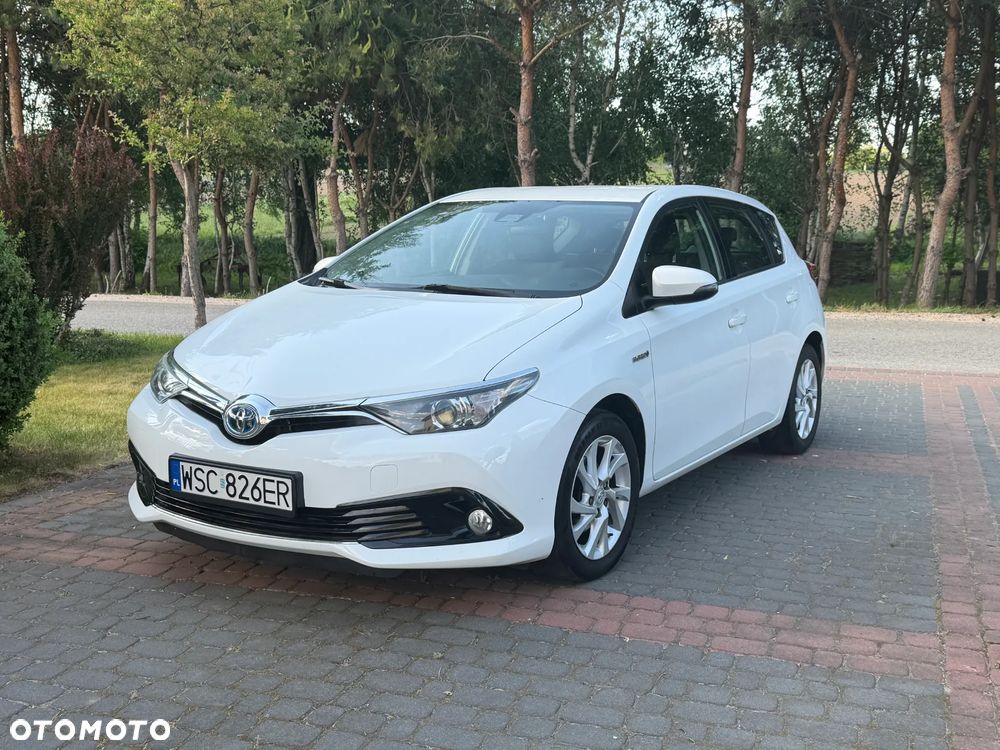 Toyota Auris - 1