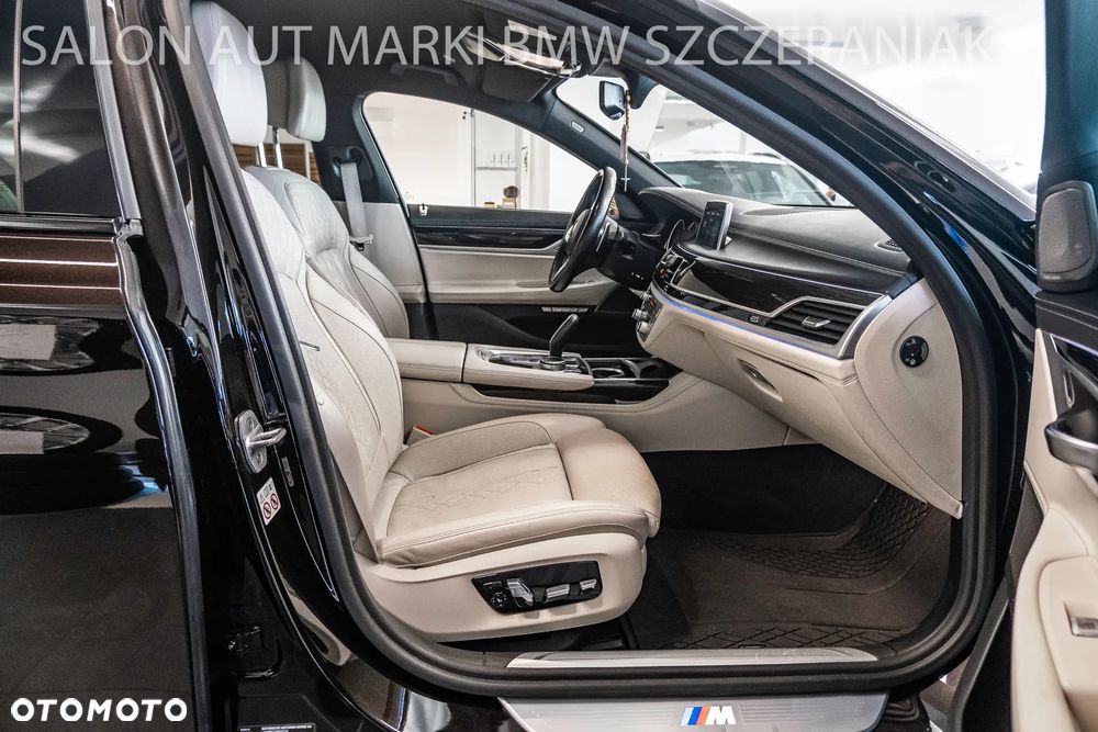 BMW Seria 7 750d xDrive - 34