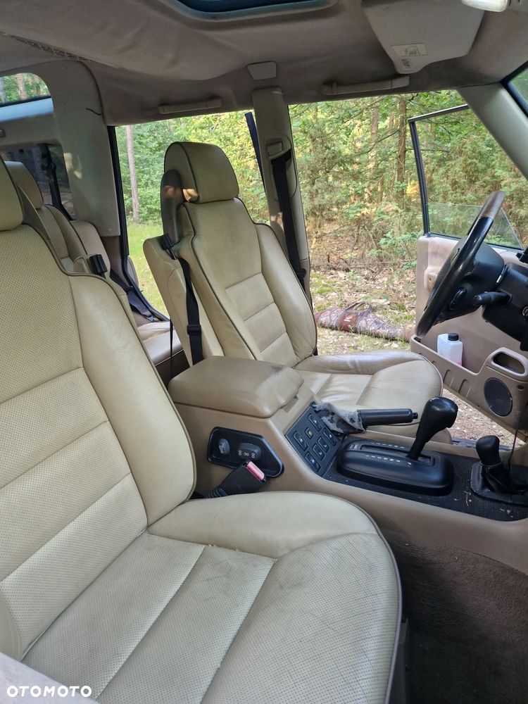 Land Rover Discovery - 16