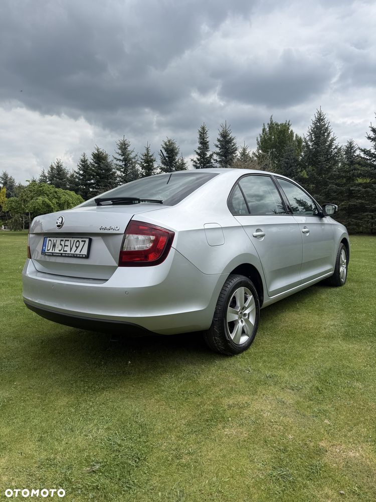 Skoda RAPID - 8