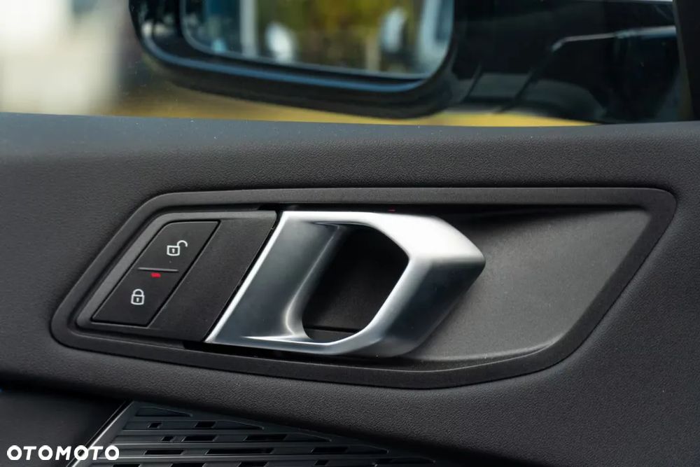 BMW Seria 1 120 - 24