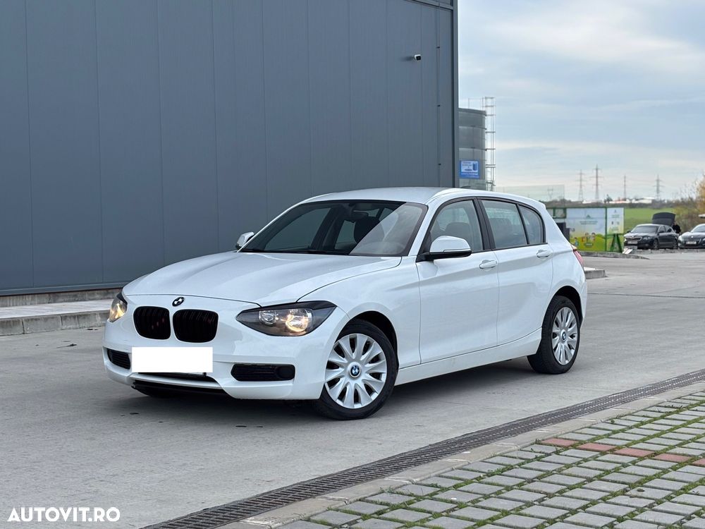 BMW Seria 1 114i Sport Line - 2
