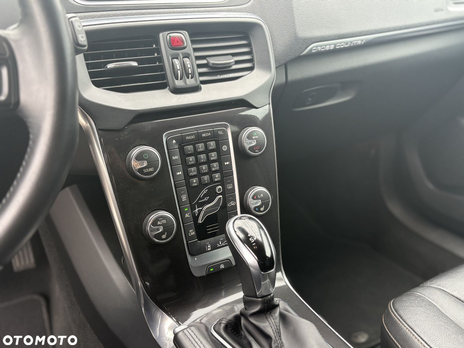Volvo V40 - 15