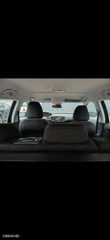 Peugeot 308 SW - 30